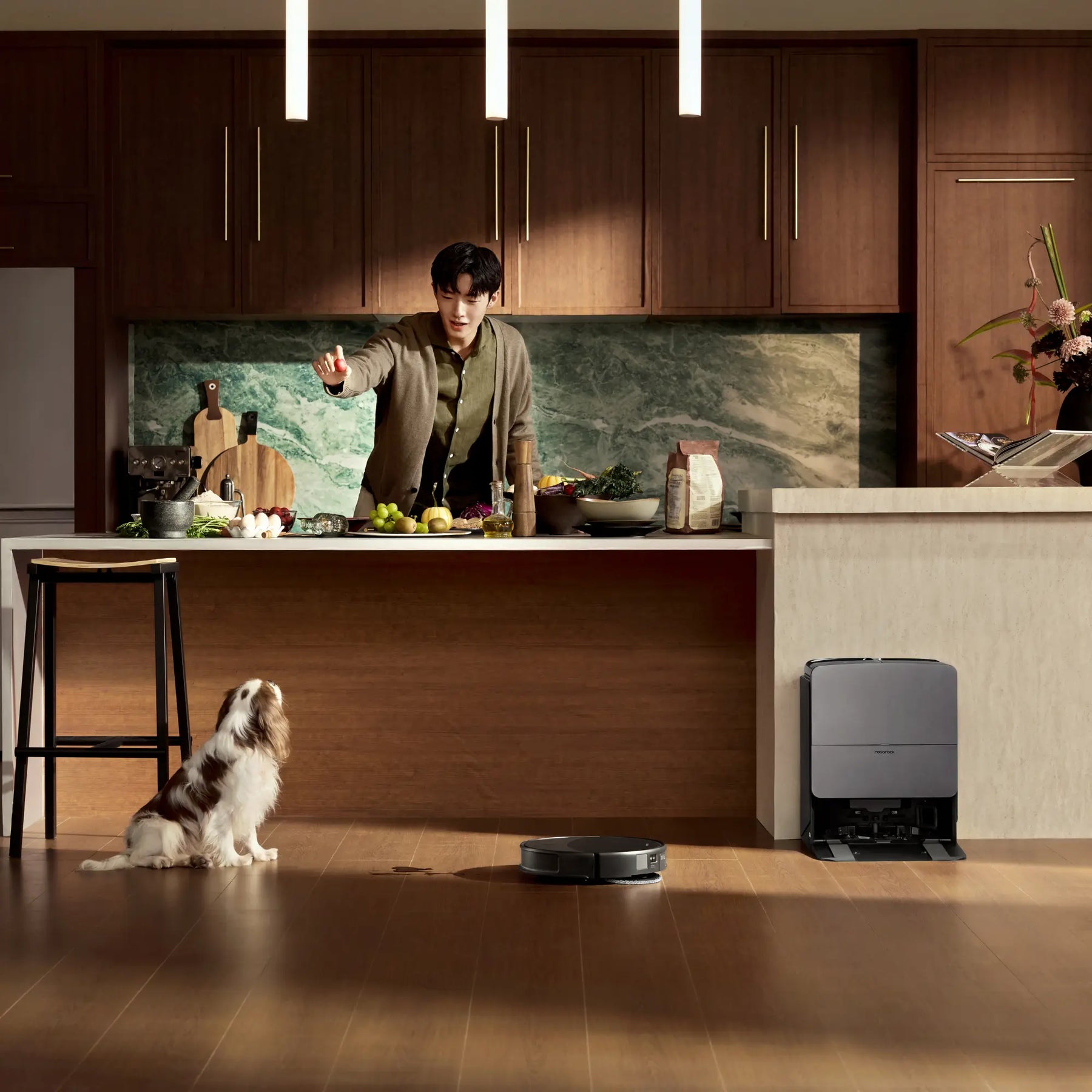 Roborock Saros 20 Vacuum Cleaner